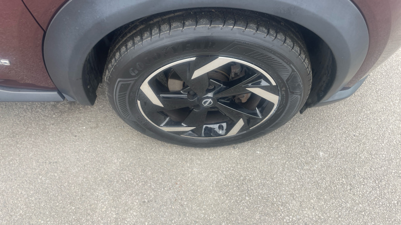 Nissan Juke 1.6 Hybrid N-Connecta 5dr Auto Hybrid Hatchback